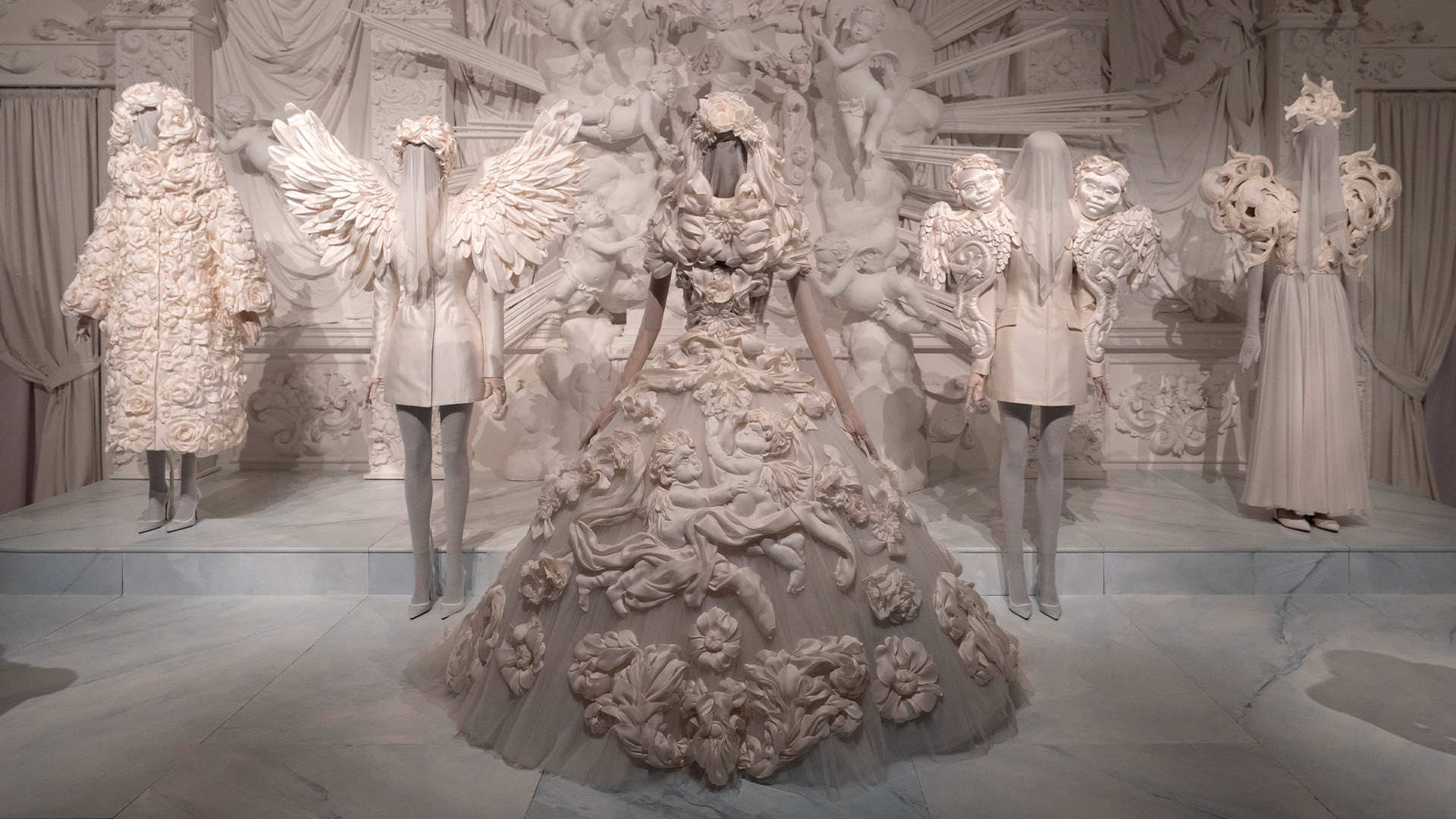 Dal Cuore Alle Mani: Dolce&Gabbana Exhibition - Balich Wonder